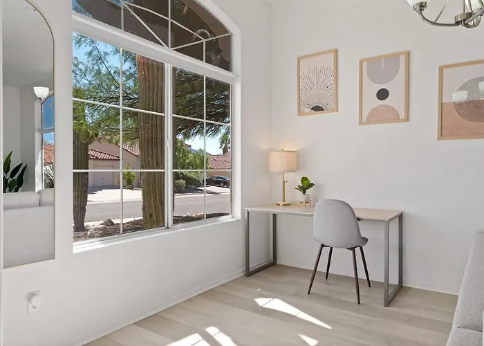 Holiday home Catalina Pool-side Hideaway 4 Bed 3 Bath