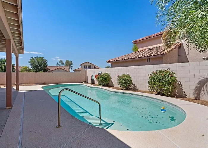 Catalina Pool-side Hideaway 4 Bed 3 Bath * Tucson