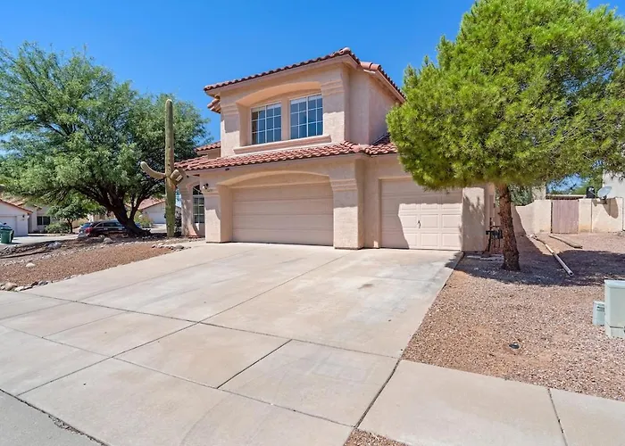 Catalina Pool-side Hideaway 4 Bed 3 Bath * Tucson